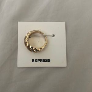 Express Ring